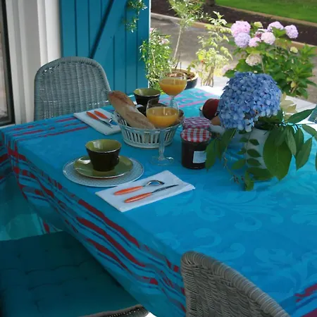 Txori Etxea Alojamento de Acomodação e Pequeno-almoço Arcangues